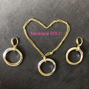 14kt Gold Twist Hoop Earring